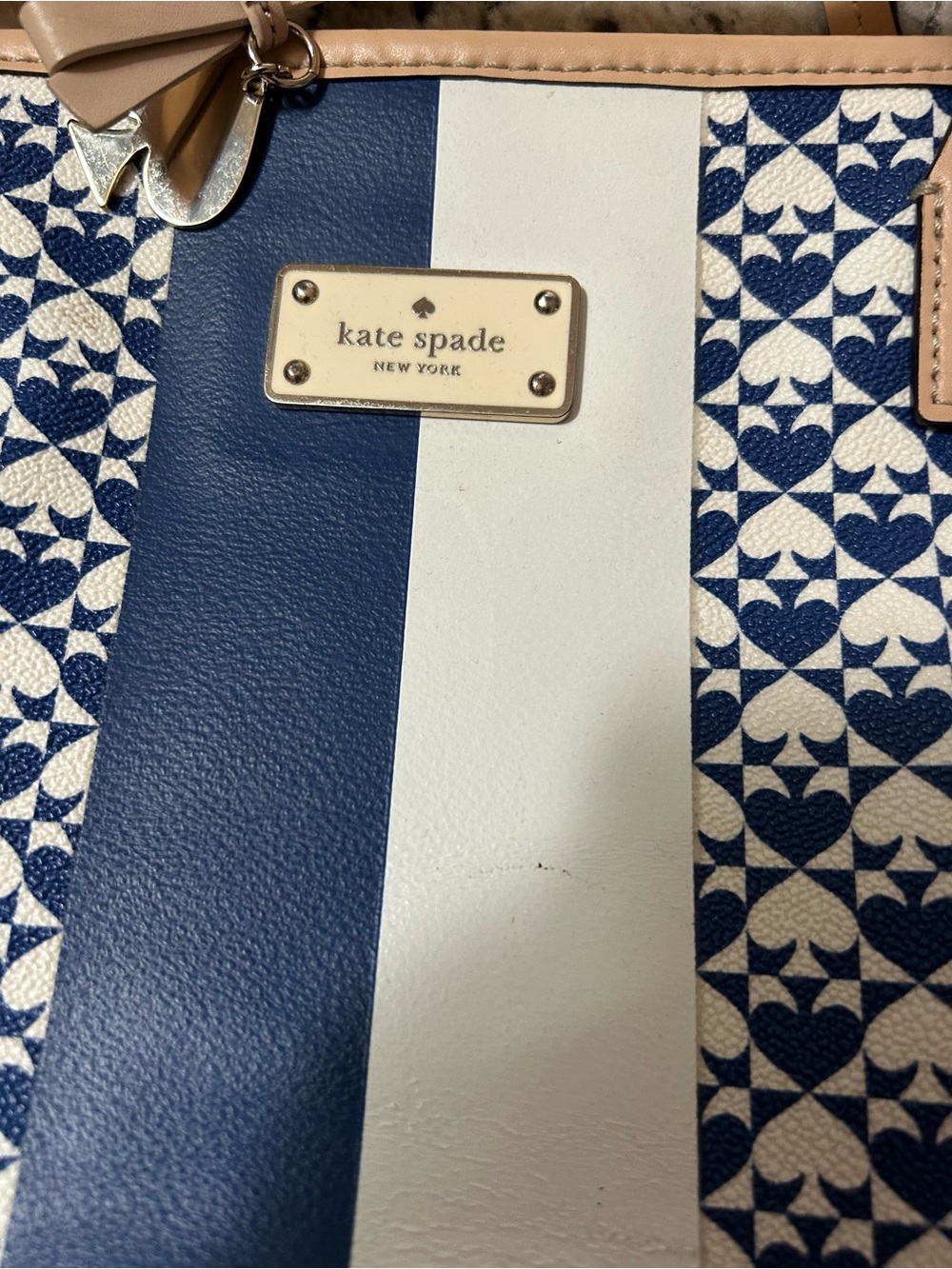 Kate Spade tote - Picture 3 of 7
